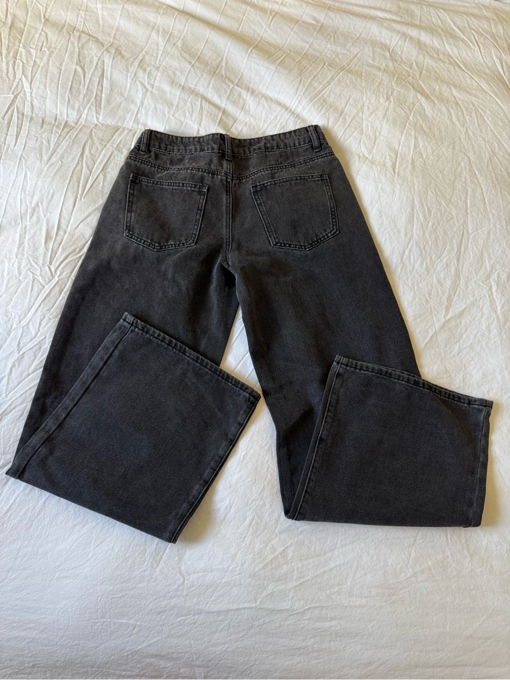 Edikted Raelynn Washed Low Rise Jeans - Black Washed - Picture 9 of 11